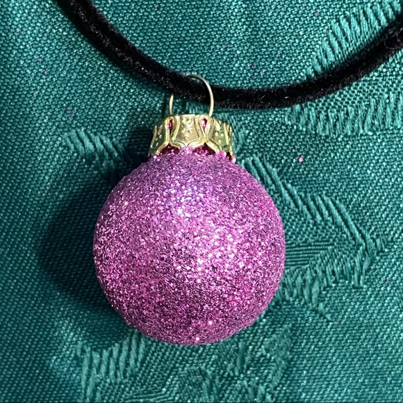 🎄New Christmas Bulb Earrings & Necklace Set - Picture 6 of 7